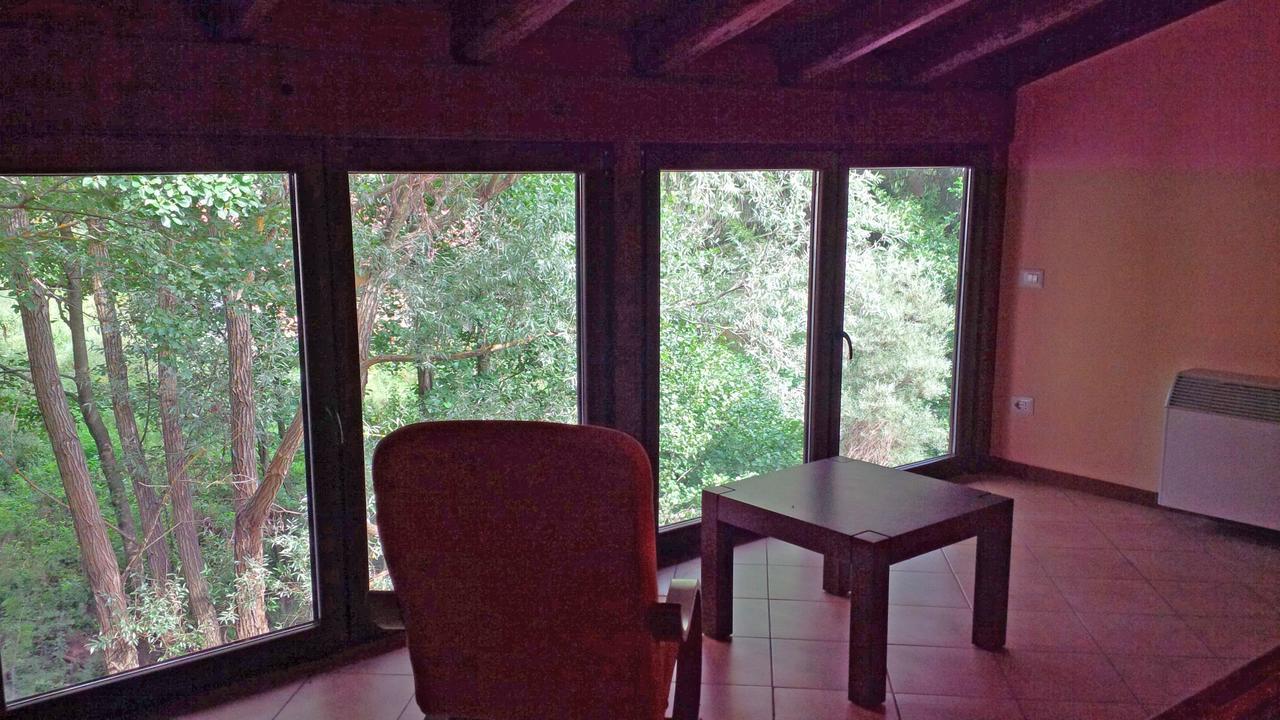 Giusvalla Forest Village Dego Стая снимка
