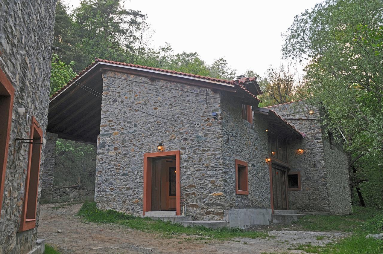 Giusvalla Forest Village Dego Екстериор снимка